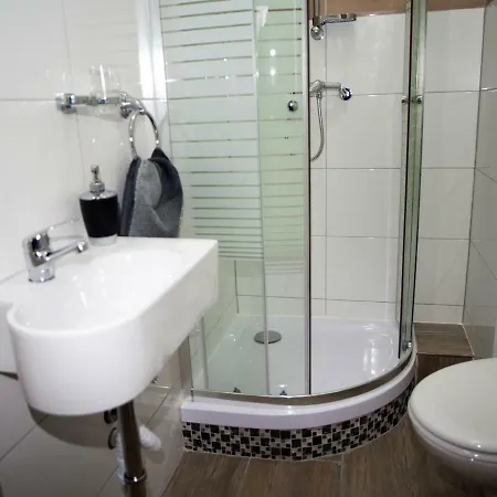 Bianca's Restaurant فندق